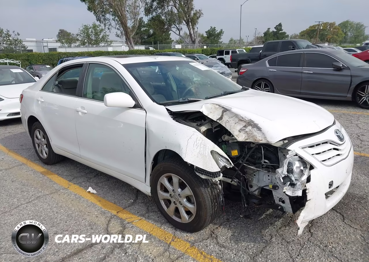 2011 Toyota Camry Le V6