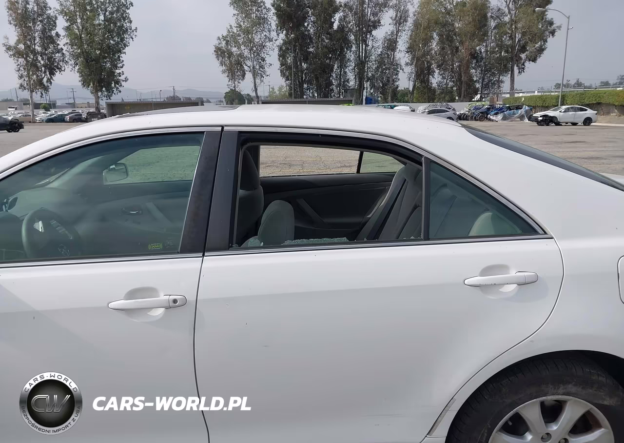 2011 Toyota Camry Le V6 VIN:JTNBK3EK3B3050466 - 18