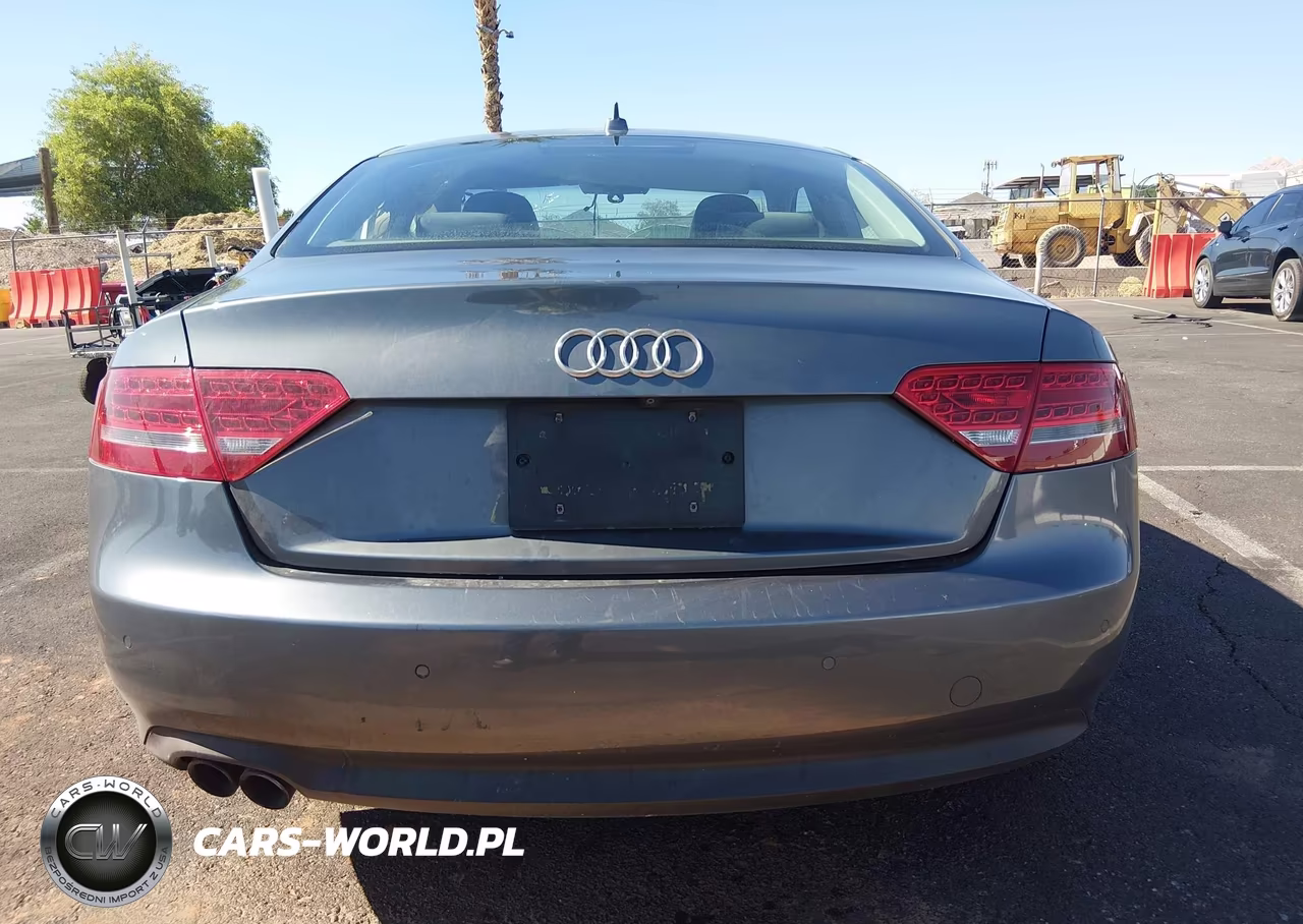 2012 Audi A5 2.0T Premium VIN:WAULFAFR8CA003084 - 17