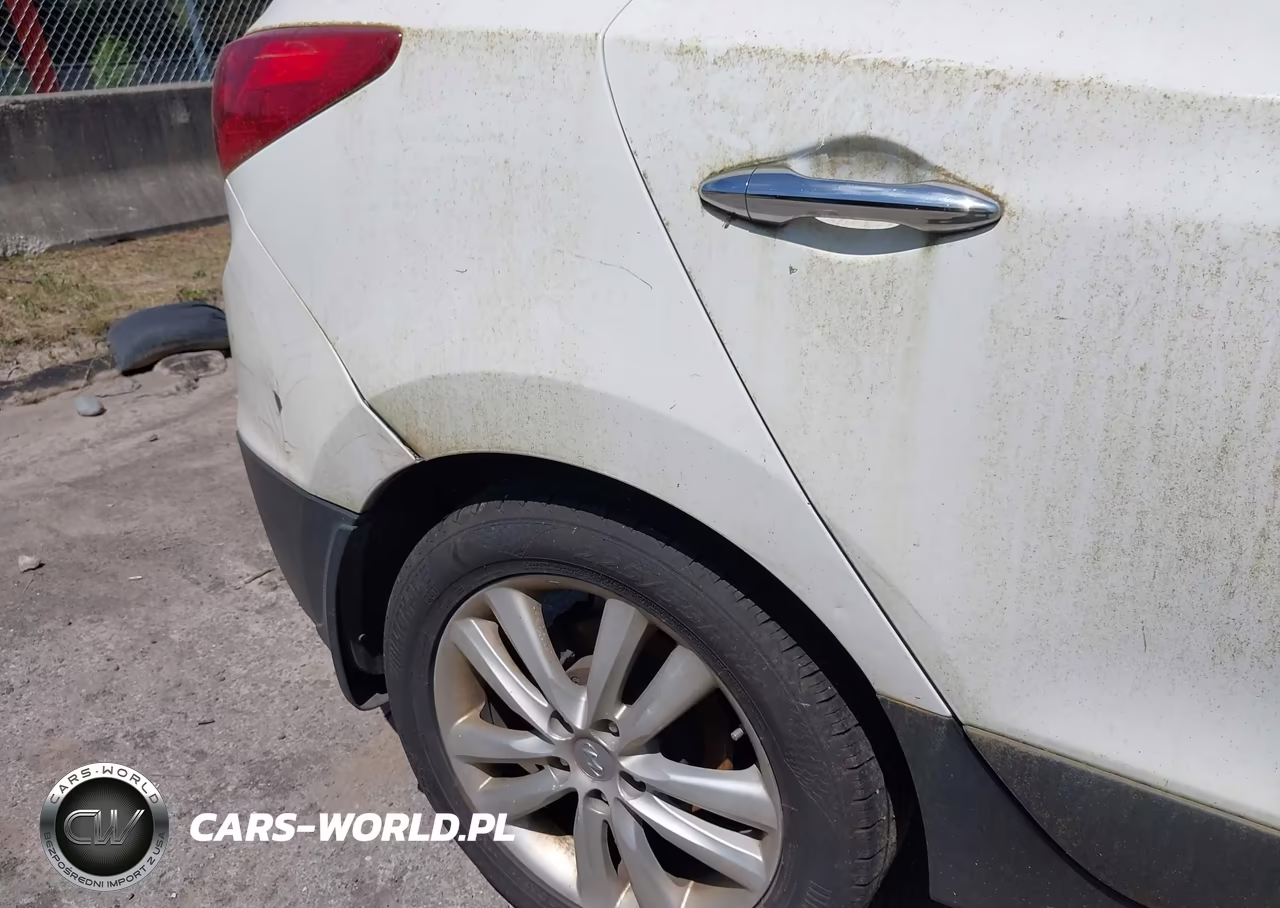 2012 Hyundai Tucson Limited VIN:KM8JUCAC9CU537574 - 15