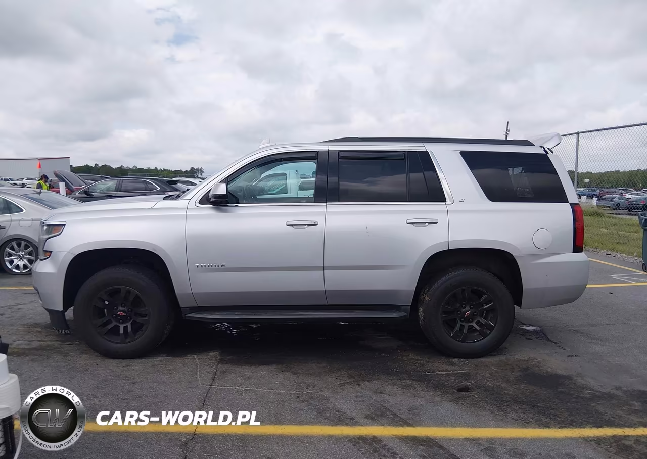 2020 Chevrolet Tahoe 4Wd Lt VIN:1GNSKBKCXLR246227 - 14