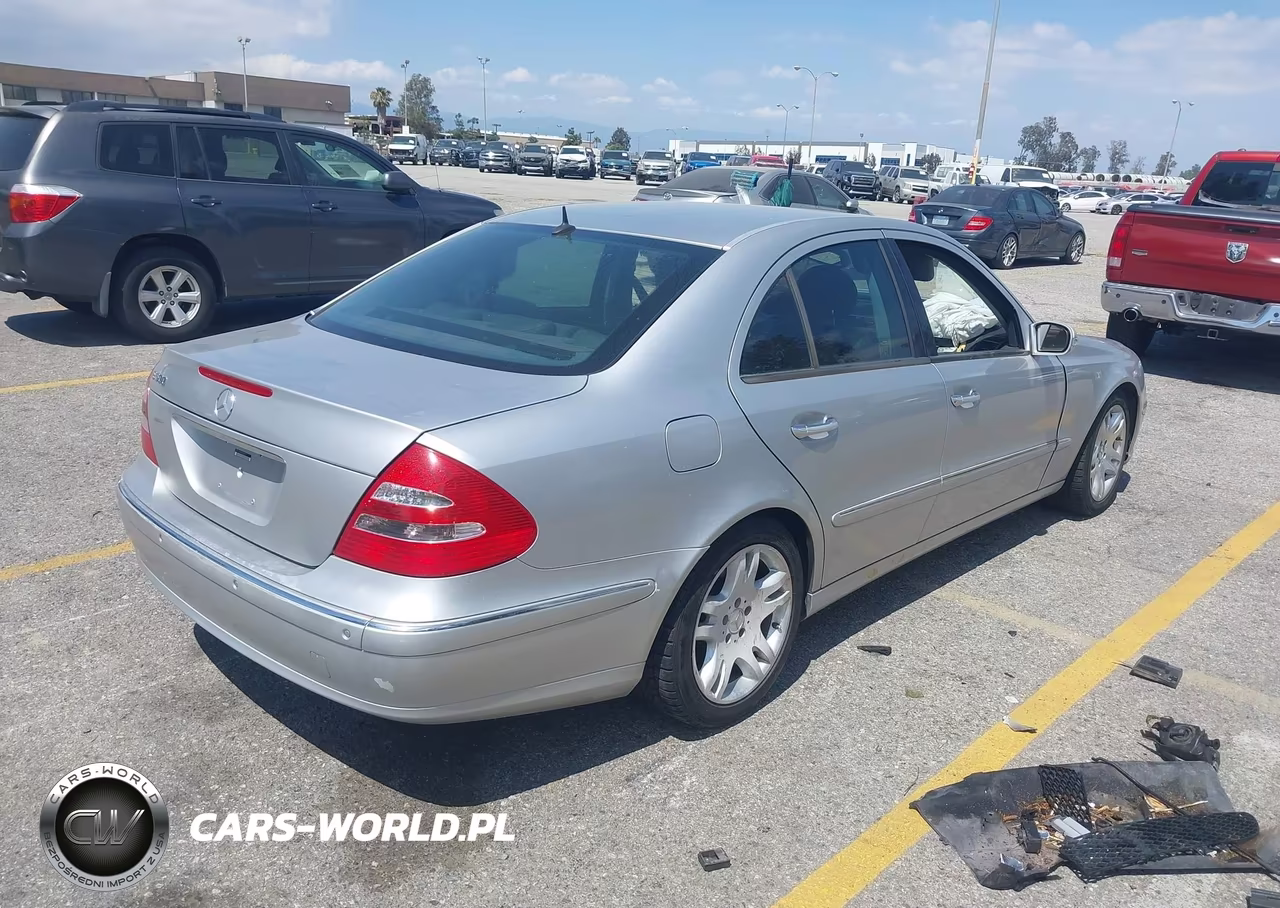 2003 Mercedes-Benz E 500 VIN:WDBUF70JX3A182742 - 4