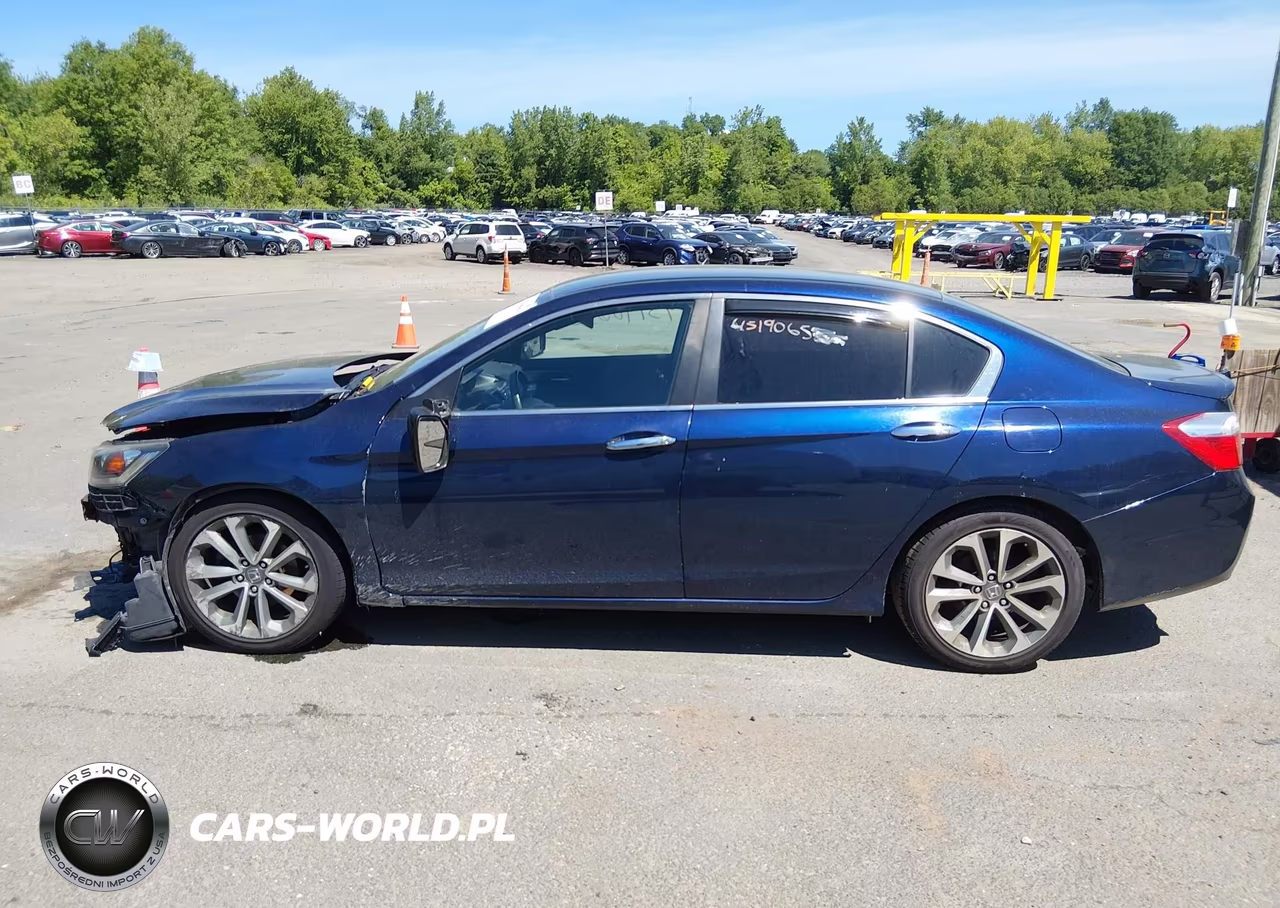 2015 Honda Accord Sport VIN:1HGCR2F54FA023206 - 15