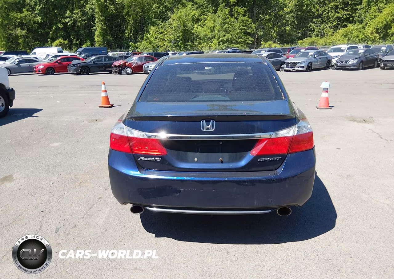 2015 Honda Accord Sport VIN:1HGCR2F54FA023206 - 17