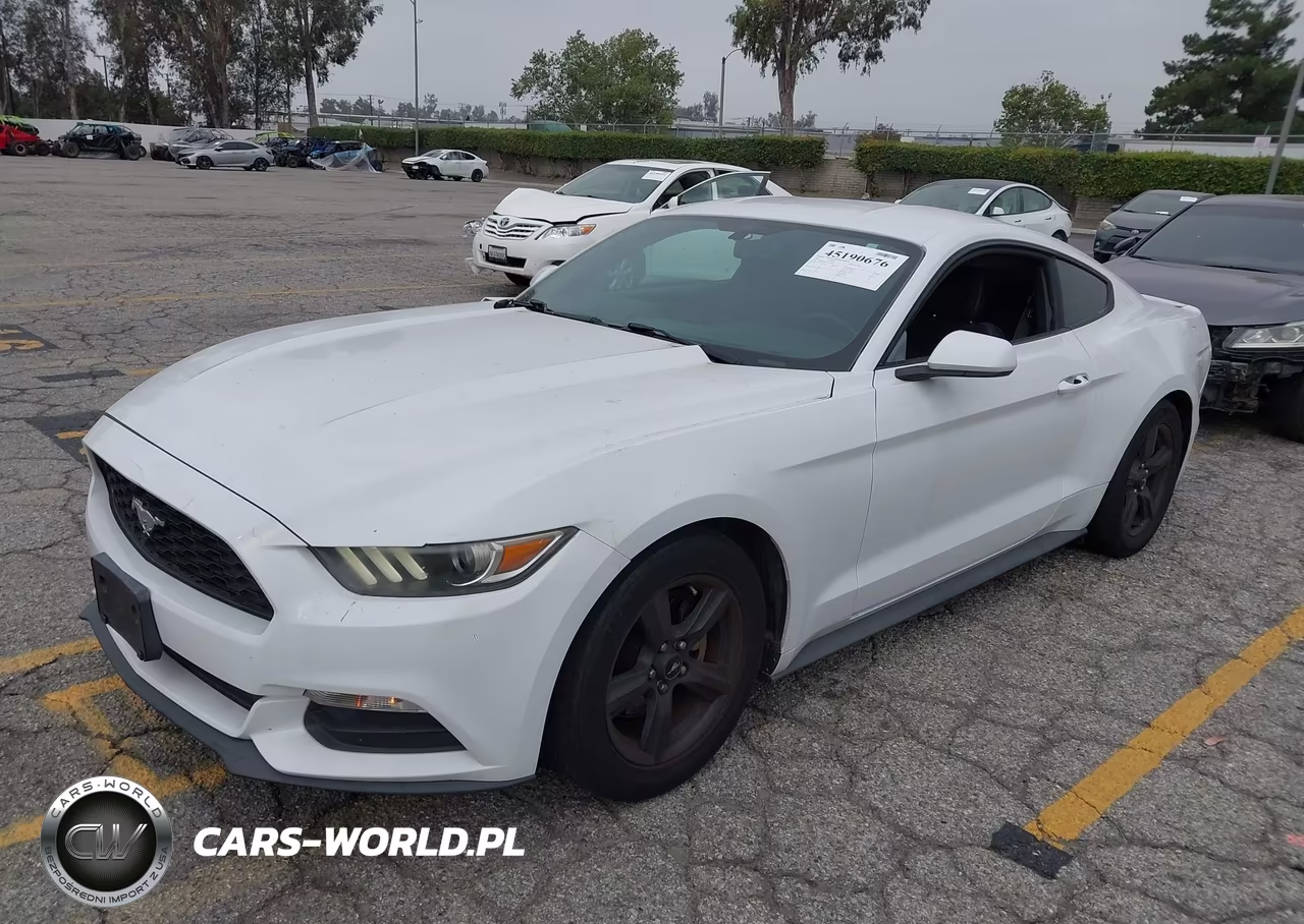 2016 Ford Mustang V6 VIN:1FA6P8AM9G5221377 - 2