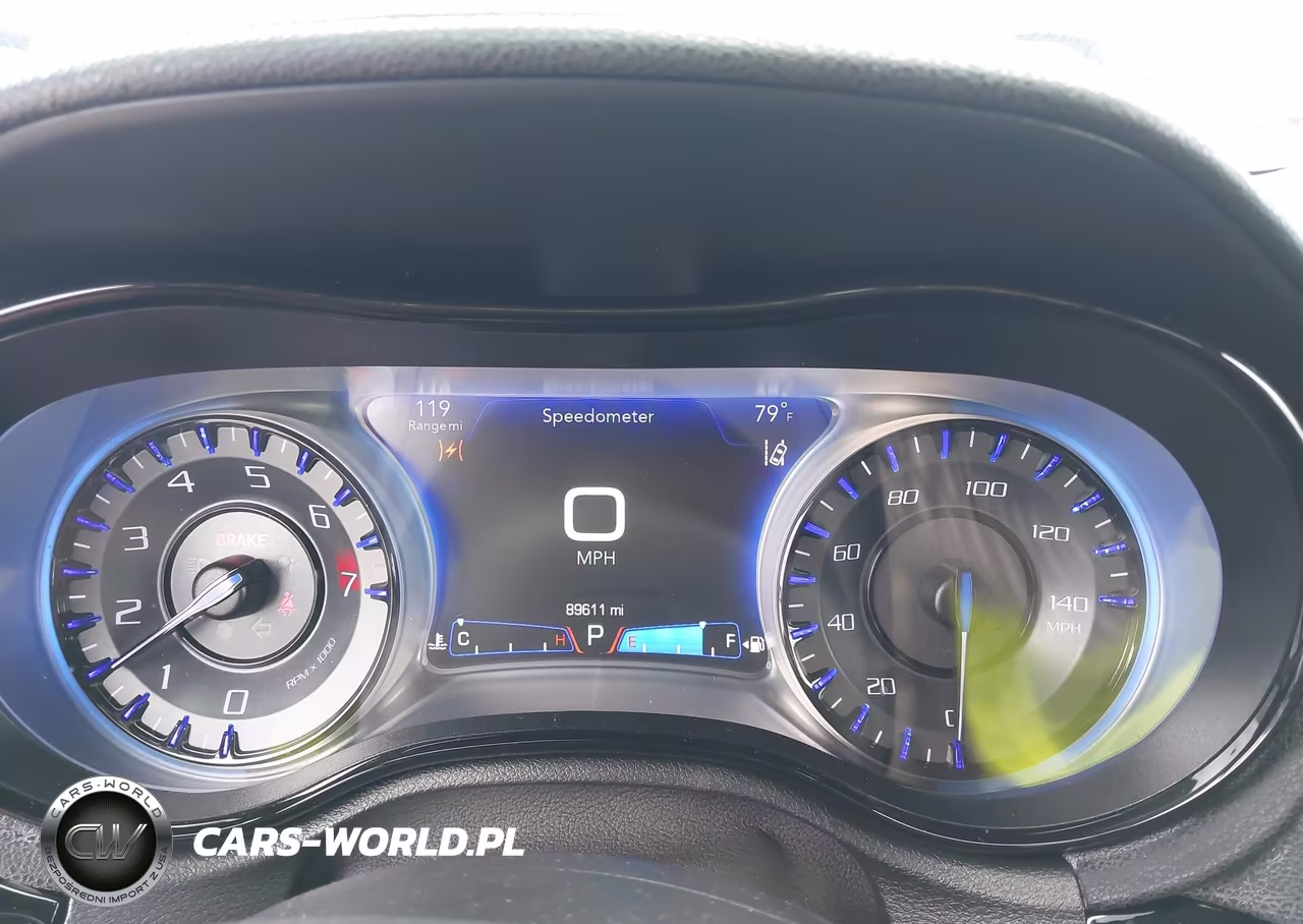 2018 Chrysler 300 300S VIN:2C3CCABGXJH296327 - 7