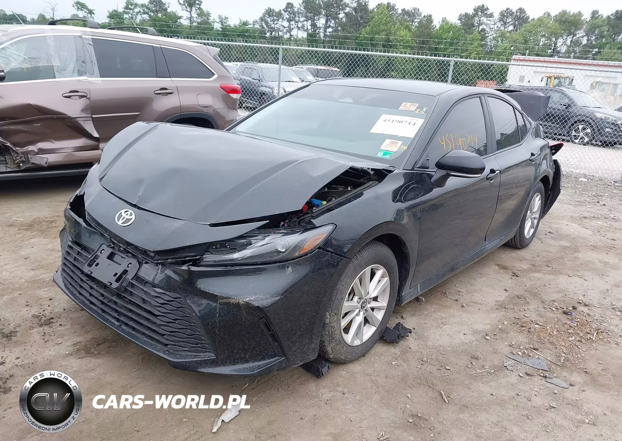 2025 Toyota Camry Le VIN:4T1DAACK0SU154328 - 2