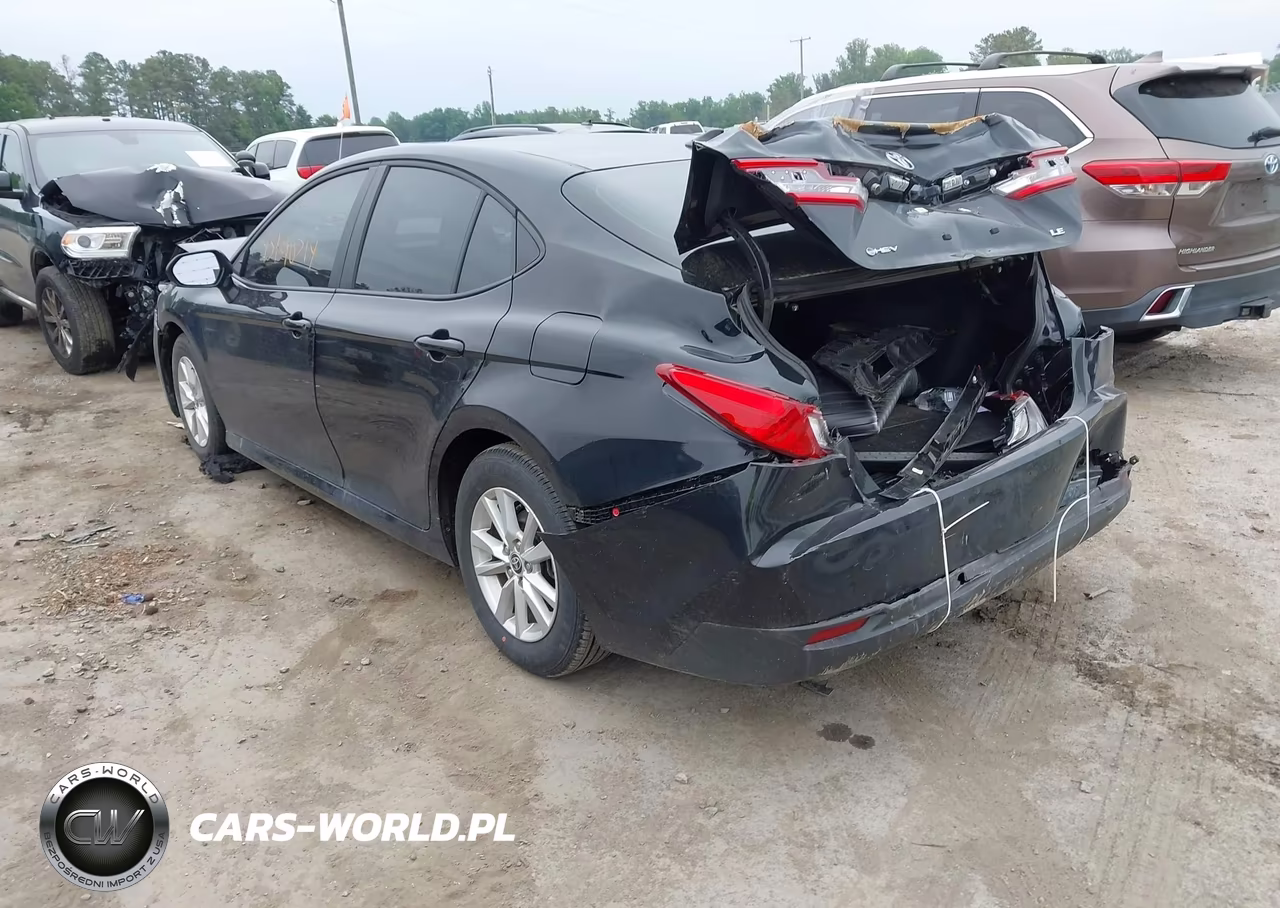2025 Toyota Camry Le VIN:4T1DAACK0SU154328 - 3