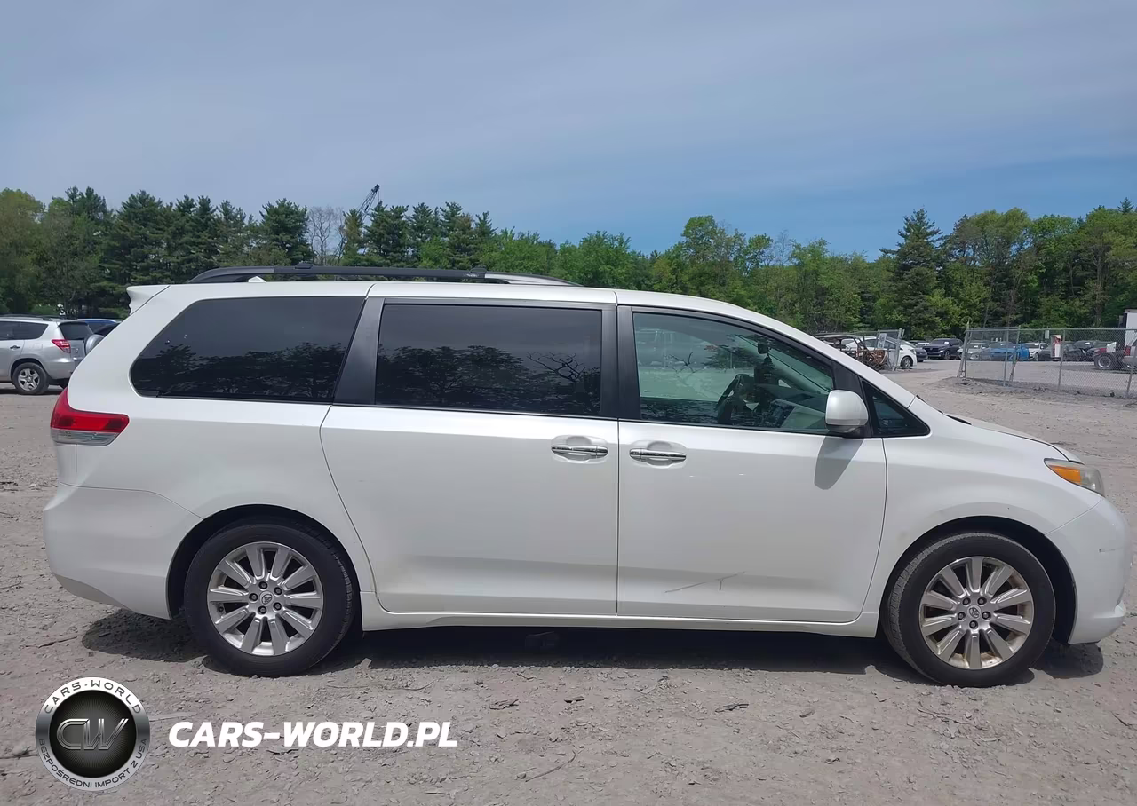 2011 Toyota Sienna Limited VIN:5TDDK3DC4BS009205 - 13