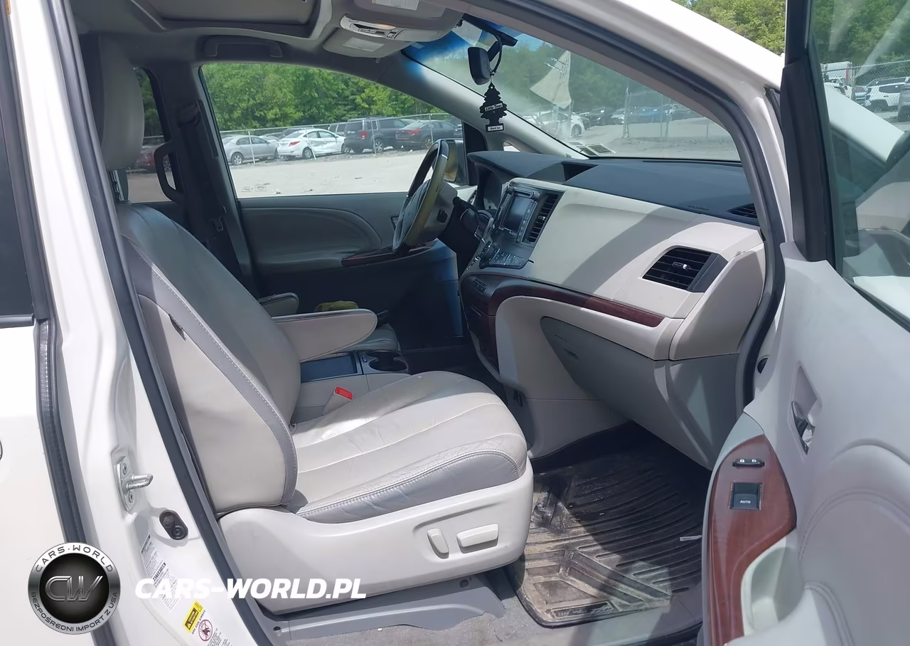 2011 Toyota Sienna Limited VIN:5TDDK3DC4BS009205 - 5