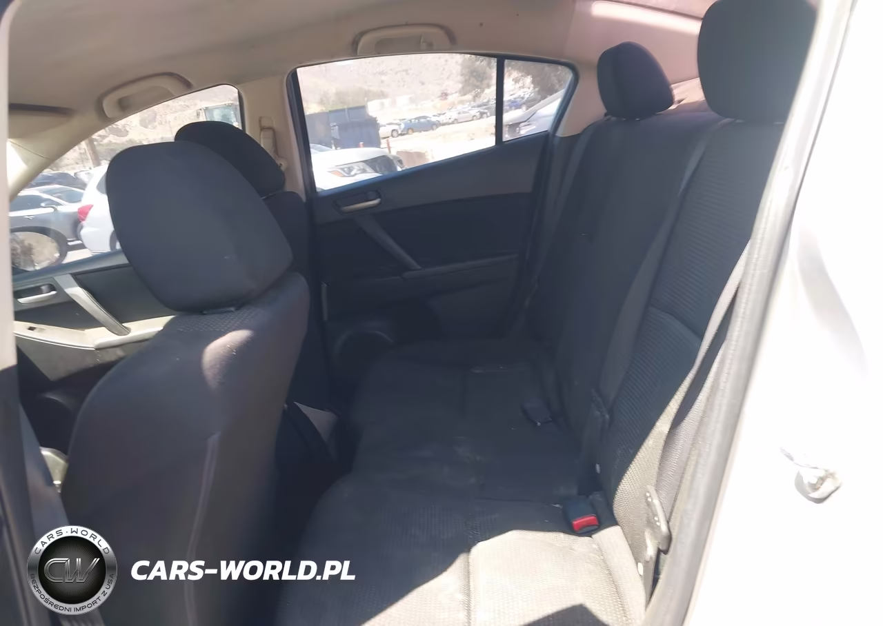 2012 Mazda Mazda3 I Sport VIN:JM1BL1UG0C1553047 - 8