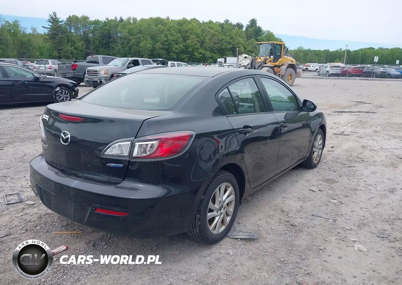2013 Mazda Mazda3 I Touring VIN:JM1BL1VP1D1746033 - 4