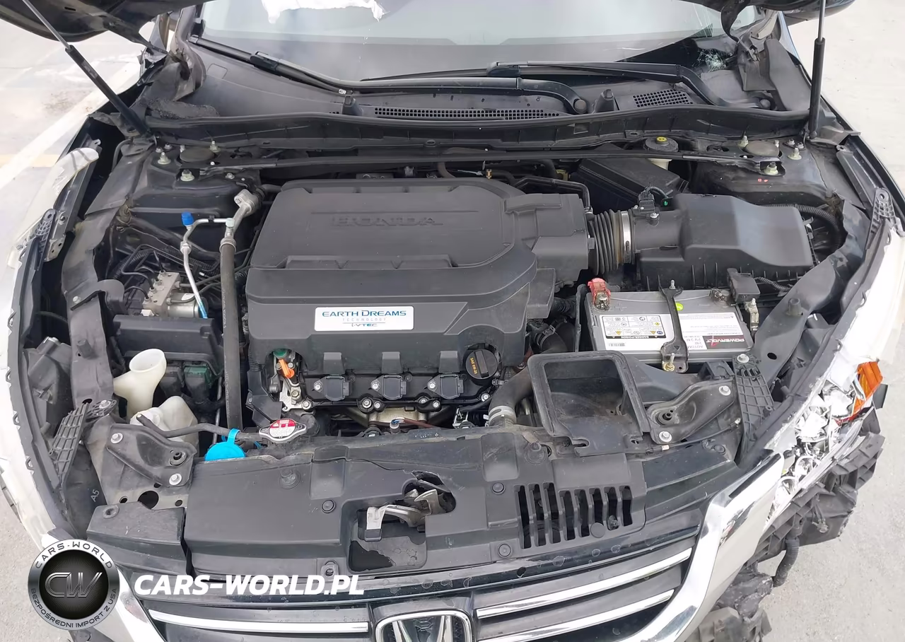 2015 Honda Accord Touring VIN:1HGCR3F94FA003871 - 10