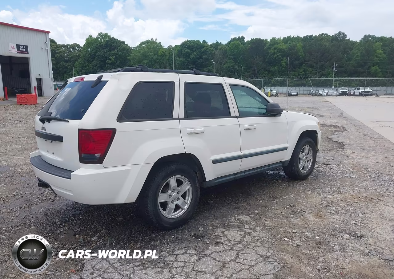 2007 Jeep Grand Cherokee Laredo VIN:1J8GS48K27C646843 - 4