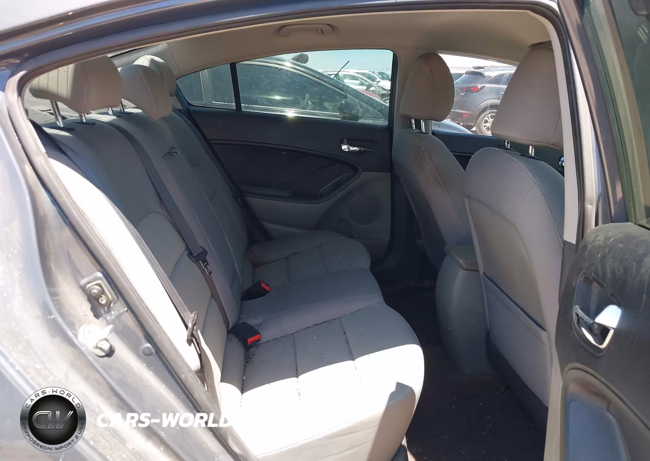 2016 Kia Forte Lx VIN:KNAFX4A65G5553916 - 8