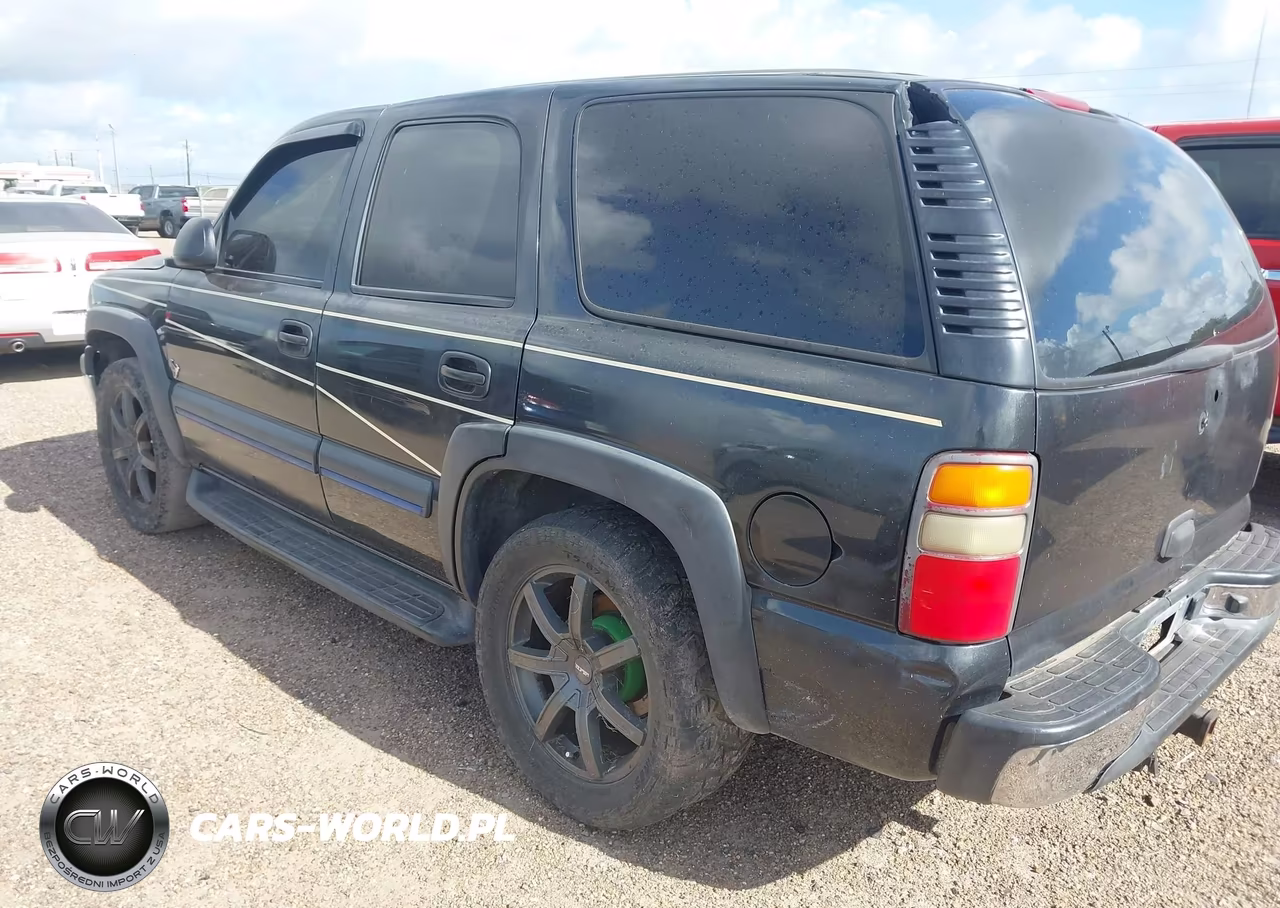 2003 Chevrolet Tahoe Ls VIN:1GNEC13V73R252359 - 3