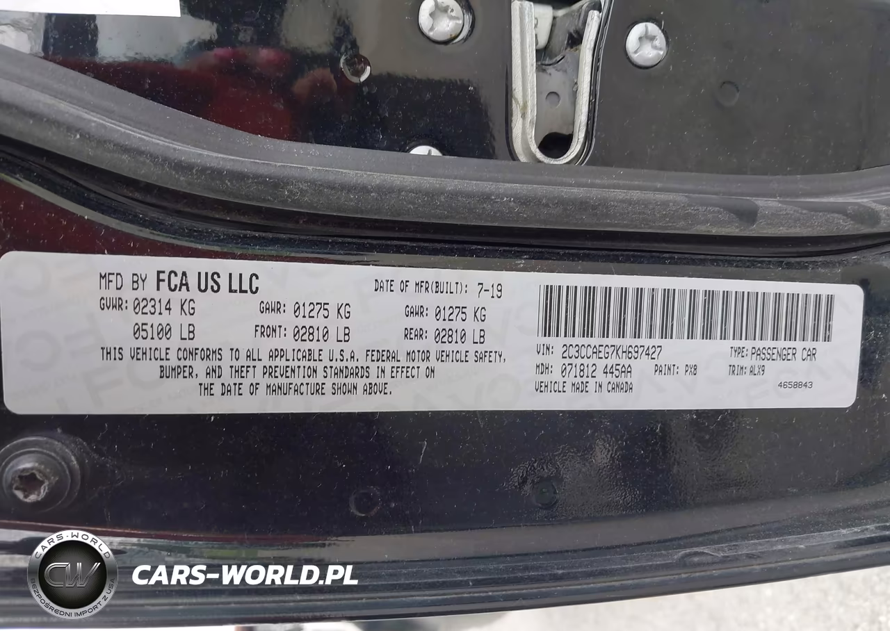 2019 Chrysler 300 Limited VIN:2C3CCAEG7KH697427 - 9