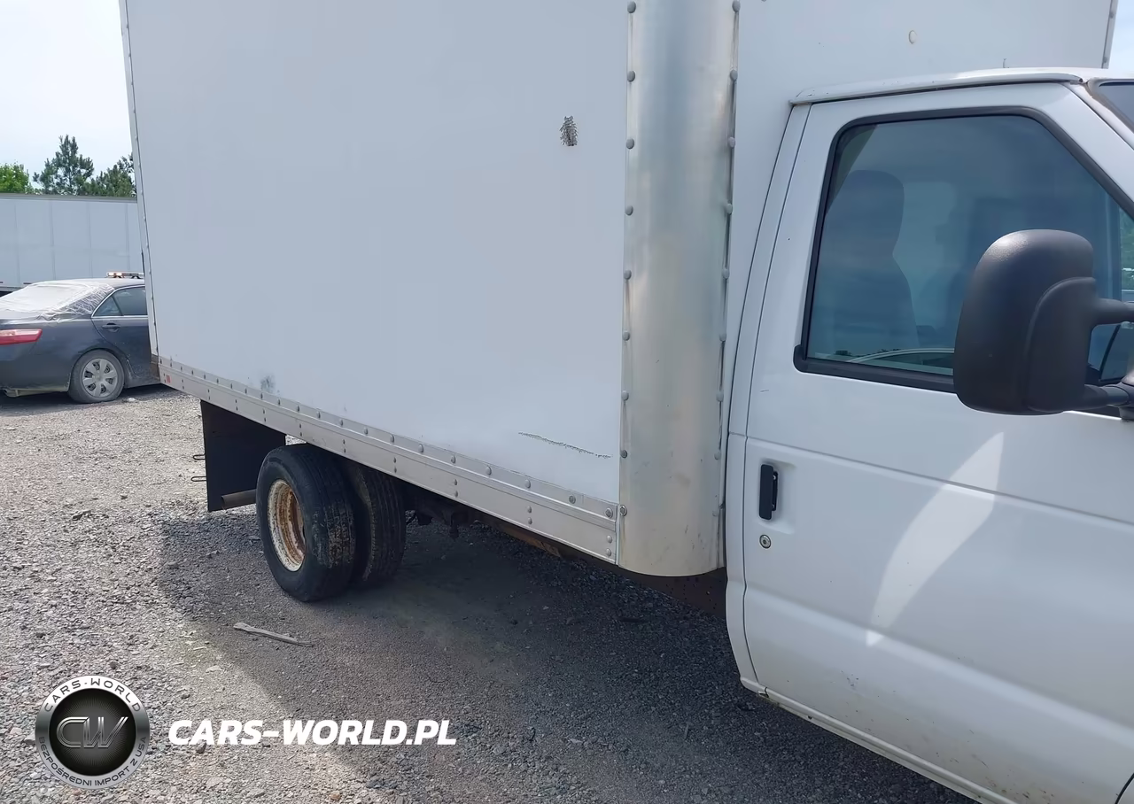 2014 Ford E-350 Cutaway VIN:1FDWE3FL4EDA74208 - 11