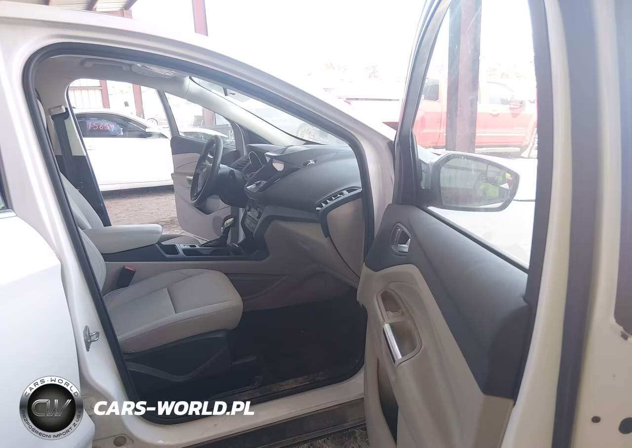 2019 Ford Escape Se VIN:1FMCU0GD9KUA31264 - 5