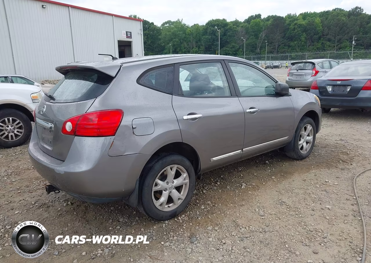 2011 Nissan Rogue S VIN:JN8AS5MV7BW302844 - 4