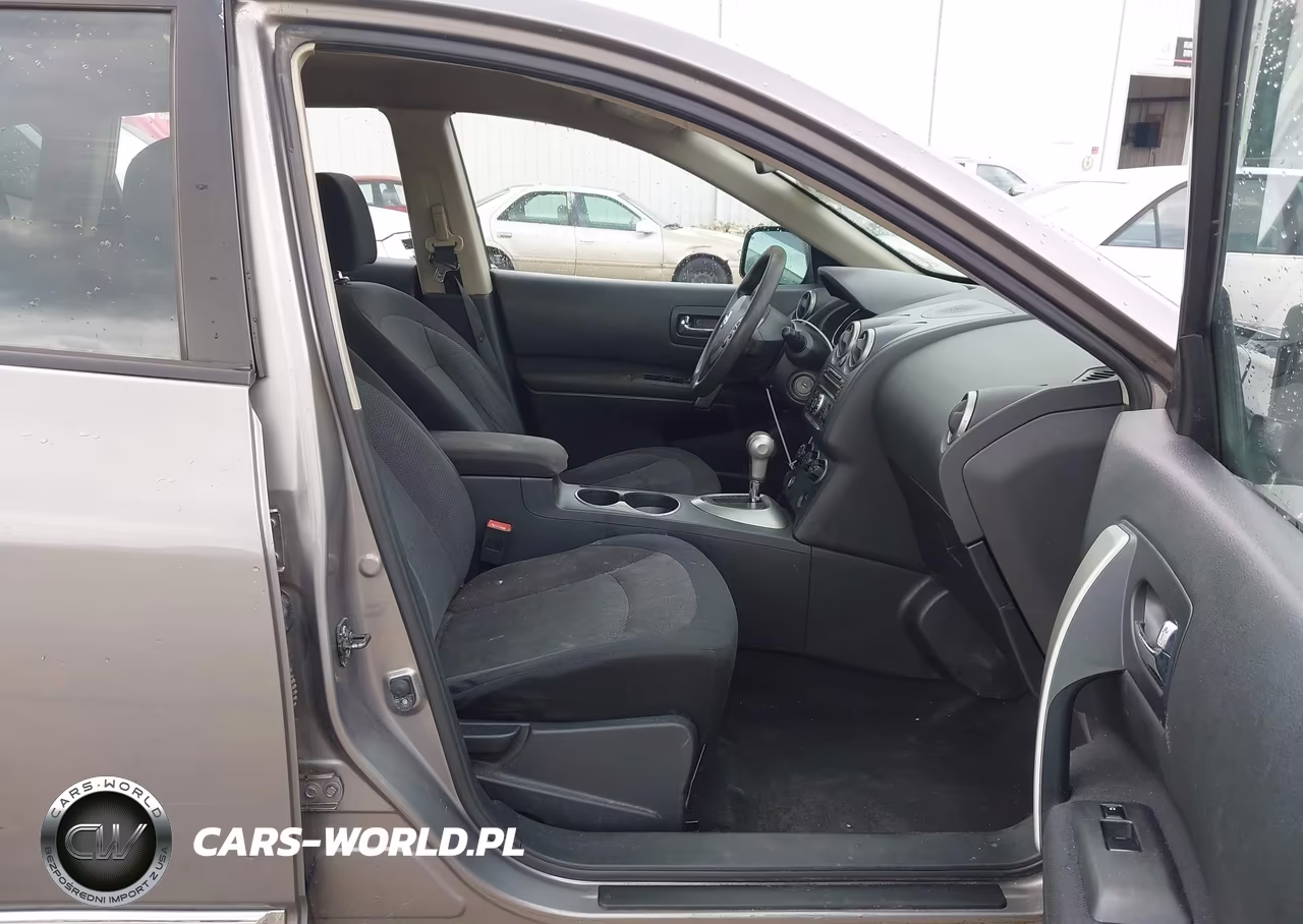 2011 Nissan Rogue S VIN:JN8AS5MV7BW302844 - 5