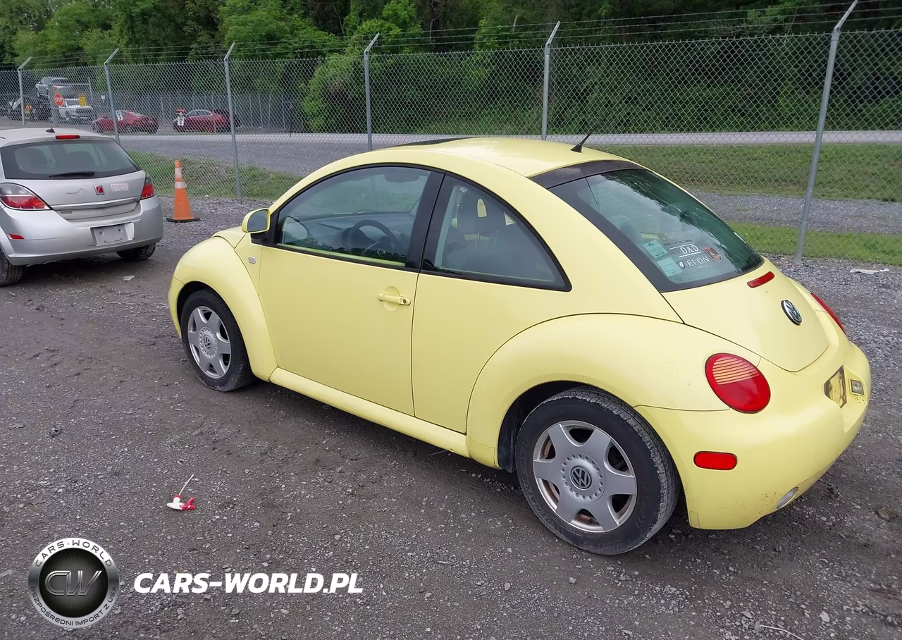 2000 Volkswagen New Beetle Gls 1.8L Turbo VIN:3VWCD21C1YM464880 - 3