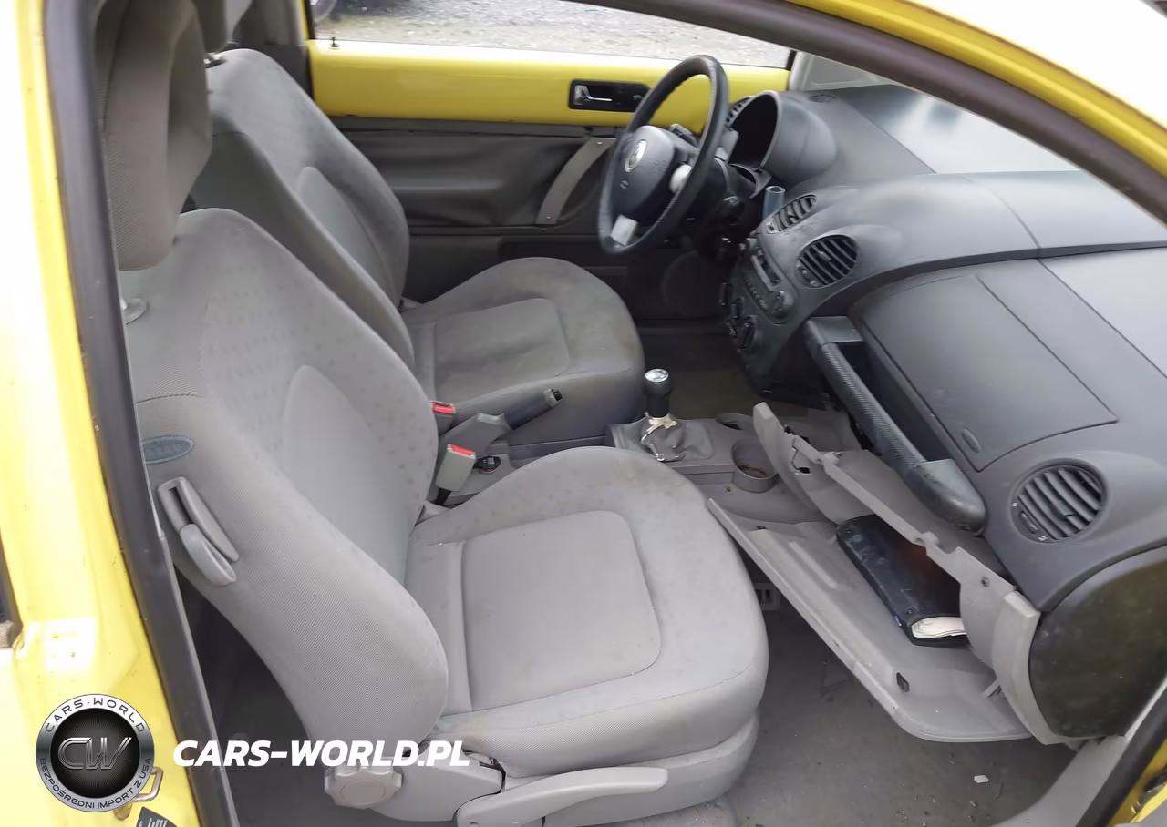 2000 Volkswagen New Beetle Gls 1.8L Turbo VIN:3VWCD21C1YM464880 - 5