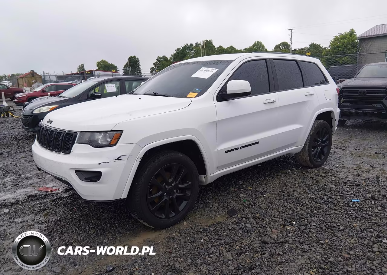 2017 Jeep Grand Cherokee Altitude 4X4 VIN:1C4RJFAG9HC911067 - 2