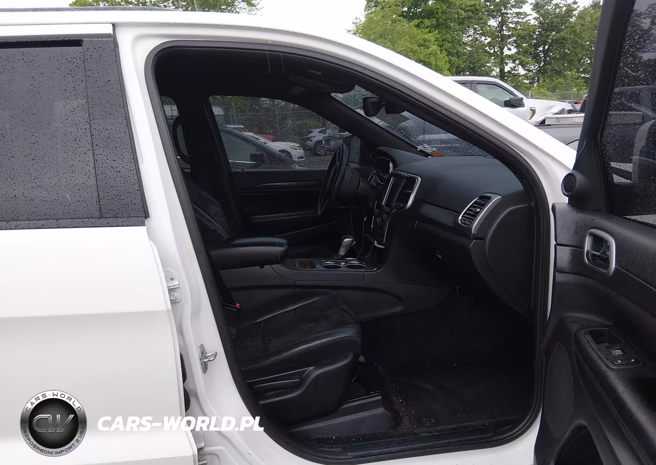2017 Jeep Grand Cherokee Altitude 4X4 VIN:1C4RJFAG9HC911067 - 5