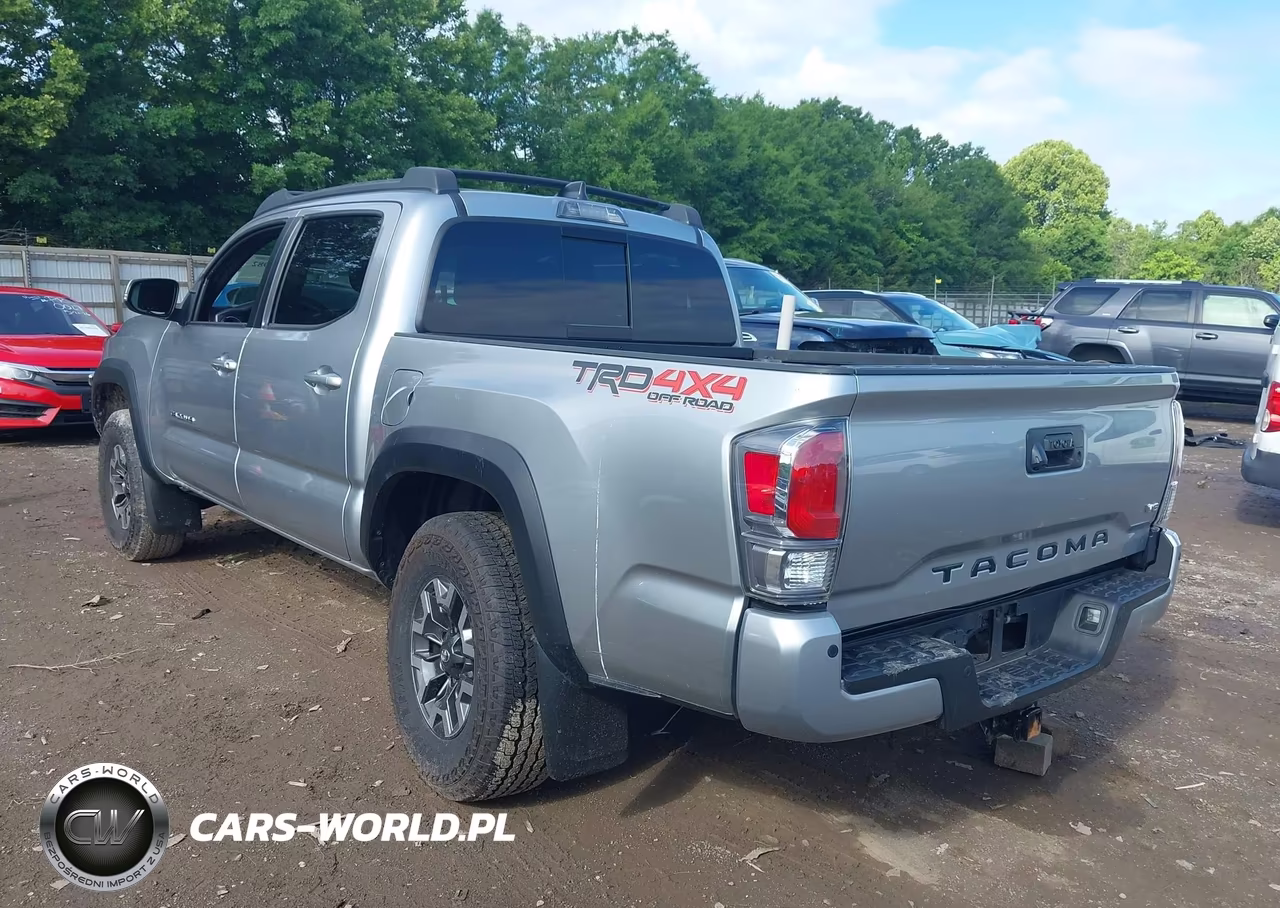 2022 Toyota Tacoma Trd Off Road VIN:3TMCZ5AN8NM493649 - 3