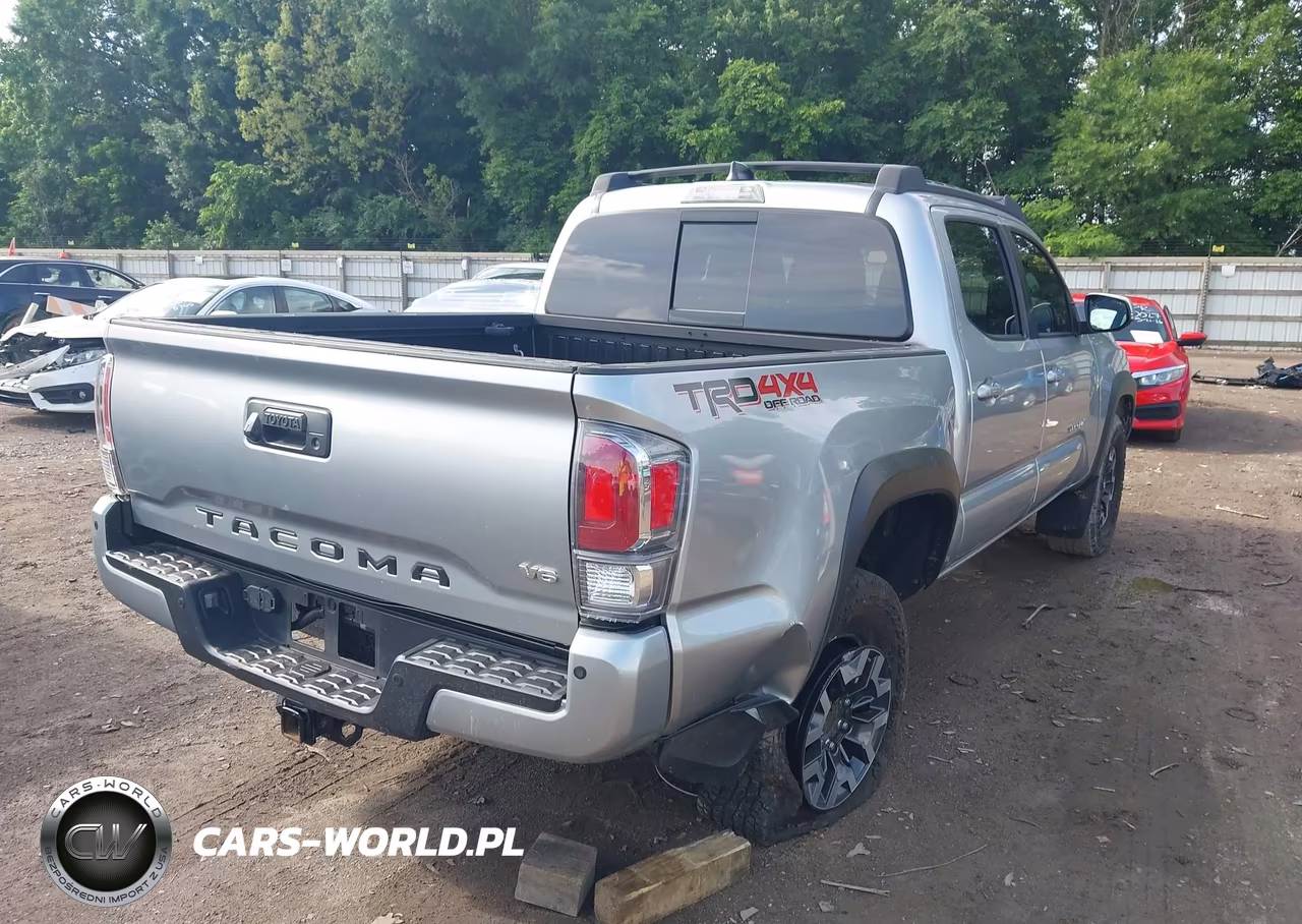 2022 Toyota Tacoma Trd Off Road VIN:3TMCZ5AN8NM493649 - 4
