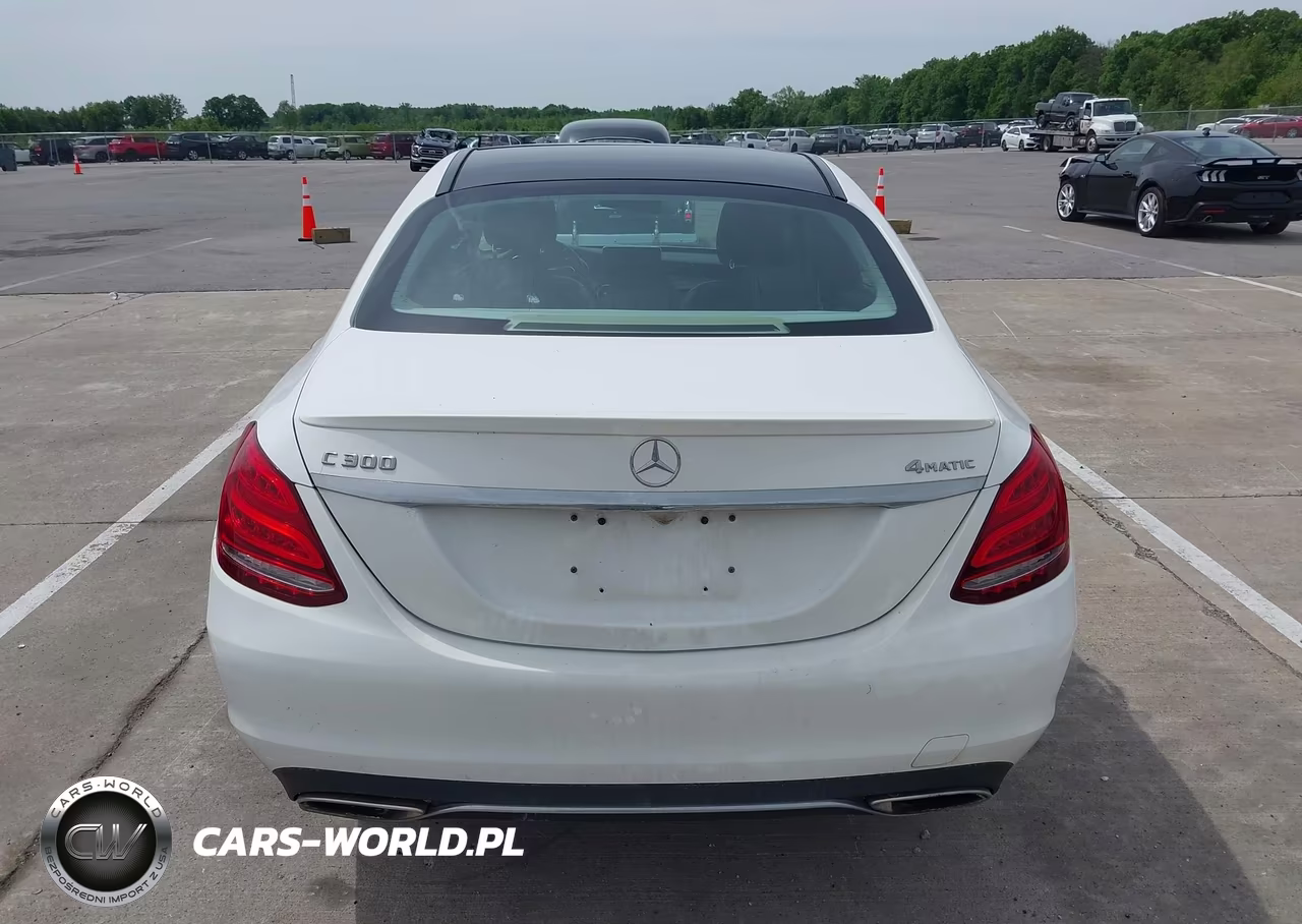 2016 Mercedes-Benz C 300 4Matic VIN:55SWF4KB6GU129627 - 16