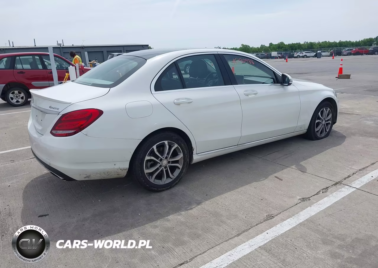 2016 Mercedes-Benz C 300 4Matic VIN:55SWF4KB6GU129627 - 4