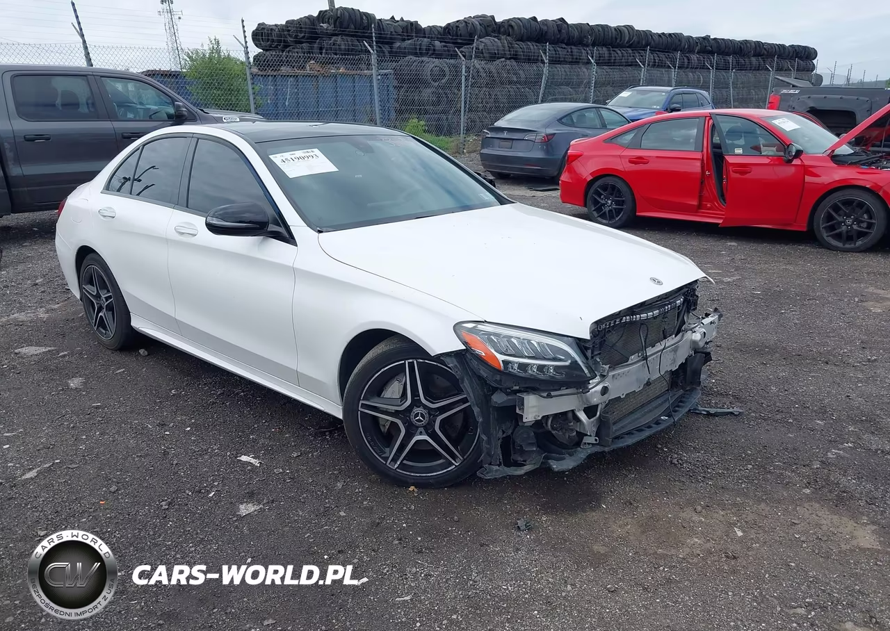 2020 Mercedes-Benz C 300 4Matic – zdjęcie 1 z 16