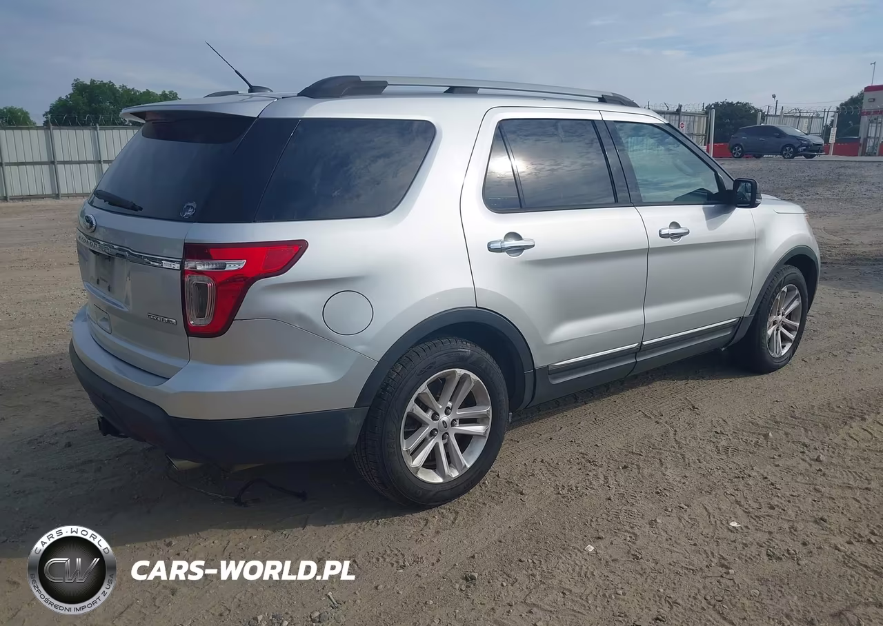 2014 Ford Explorer Xlt VIN:1FM5K7D86EGA12513 - 4