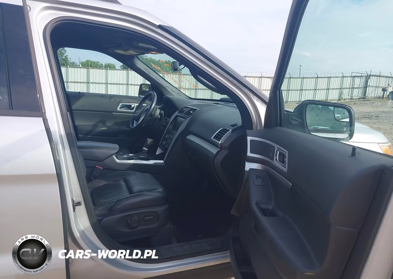 2014 Ford Explorer Xlt VIN:1FM5K7D86EGA12513 - 5