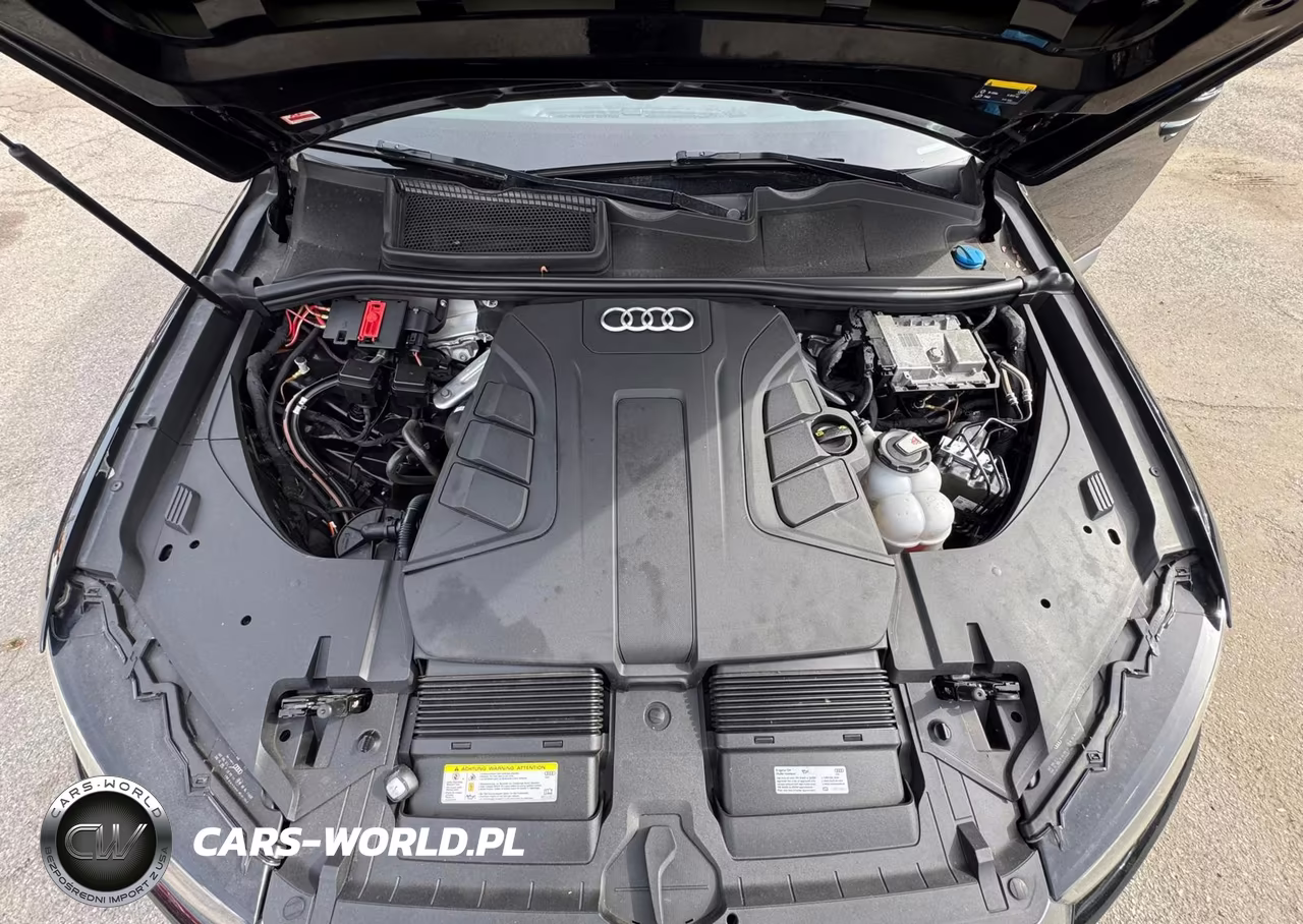 2019 Audi Q7 55 Premium VIN:WA1LAAF72KD047783 - 10