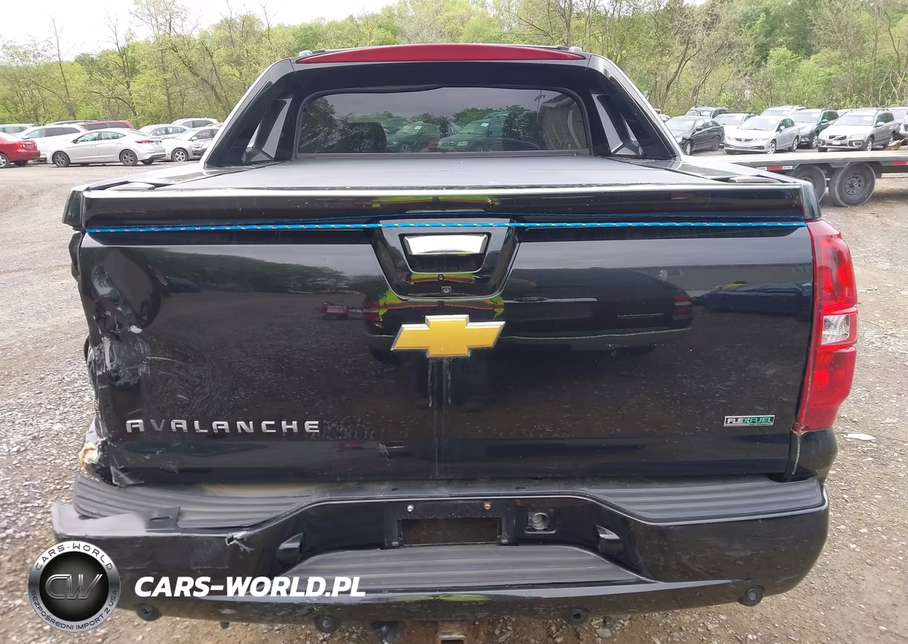 2012 Chevrolet Avalanche 1500 Ltz VIN:3GNTKGE71CG140958 - 17