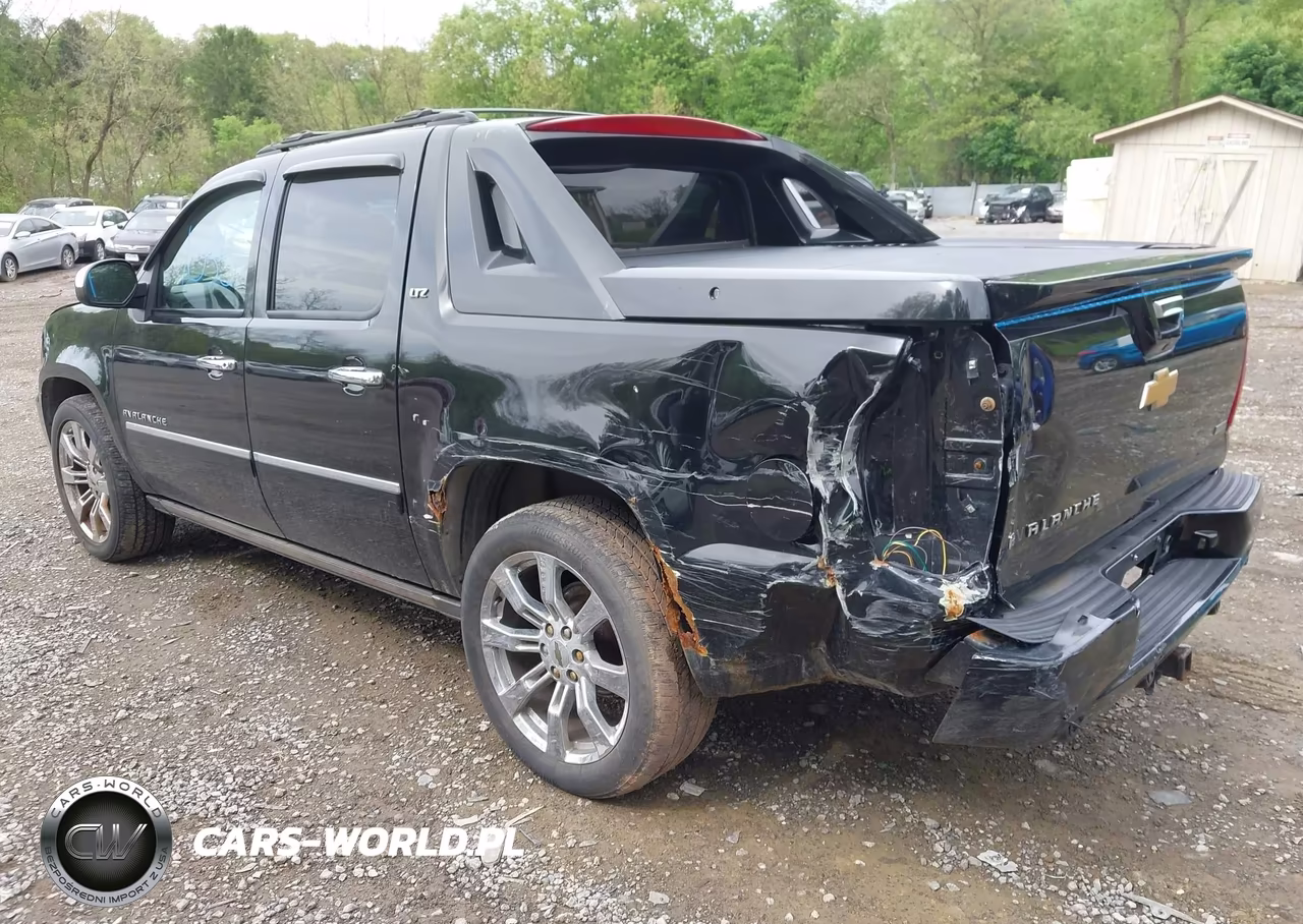 2012 Chevrolet Avalanche 1500 Ltz VIN:3GNTKGE71CG140958 - 3