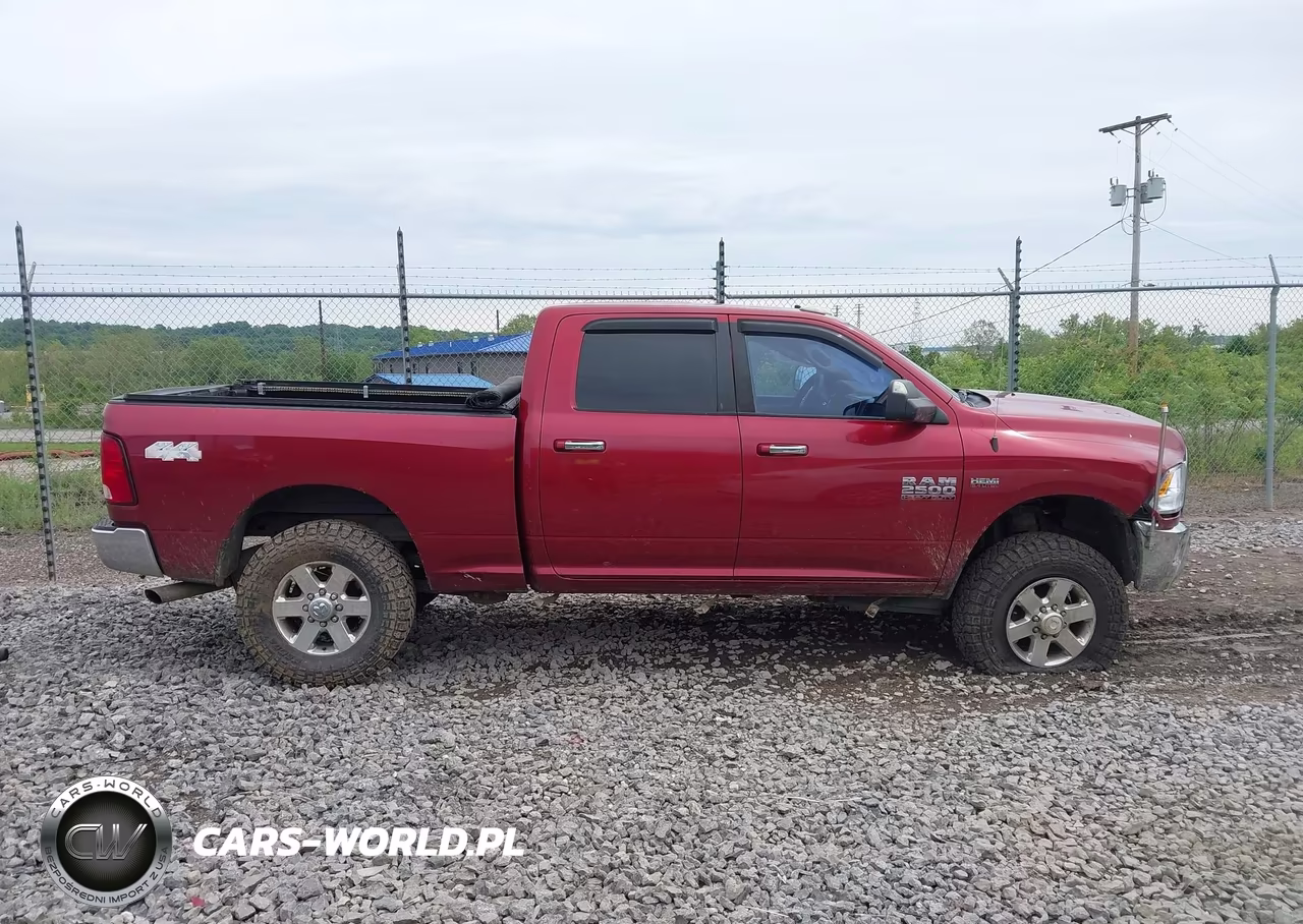 2015 Ram 2500 Slt VIN:3C6UR5DJXFG628148 - 14