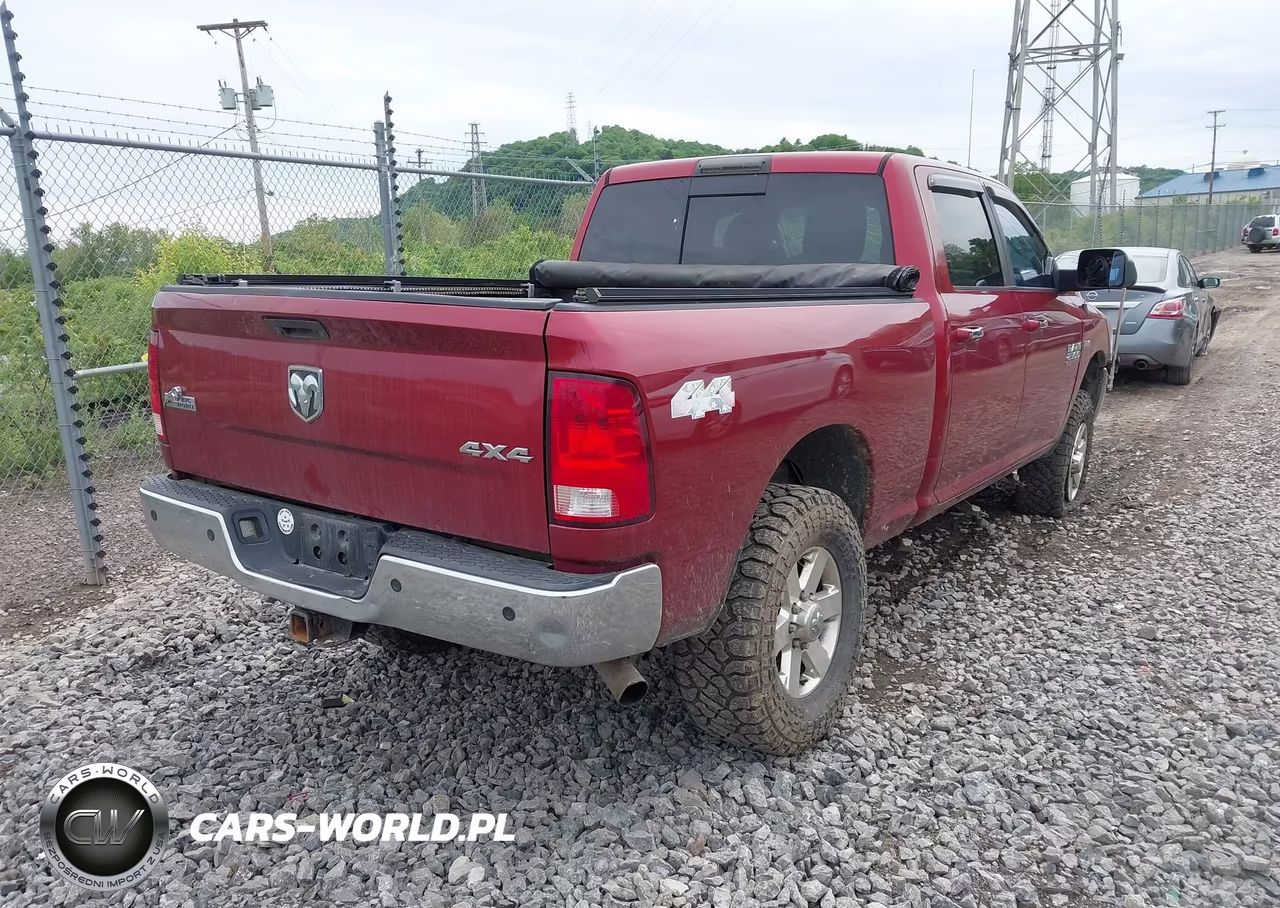 2015 Ram 2500 Slt VIN:3C6UR5DJXFG628148 - 4