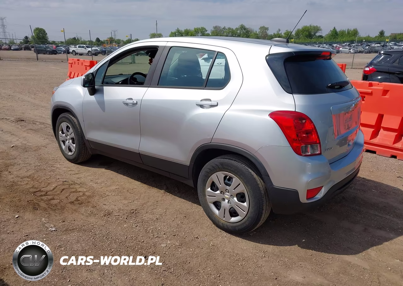 2018 Chevrolet Trax Ls VIN:KL7CJKSB0JB544232 - 3
