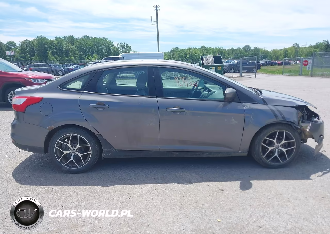 2012 Ford Focus Se VIN:1FAHP3F29CL152599 - 13