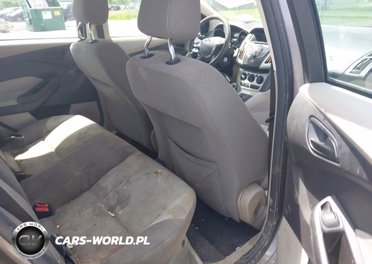 2012 Ford Focus Se VIN:1FAHP3F29CL152599 - 8