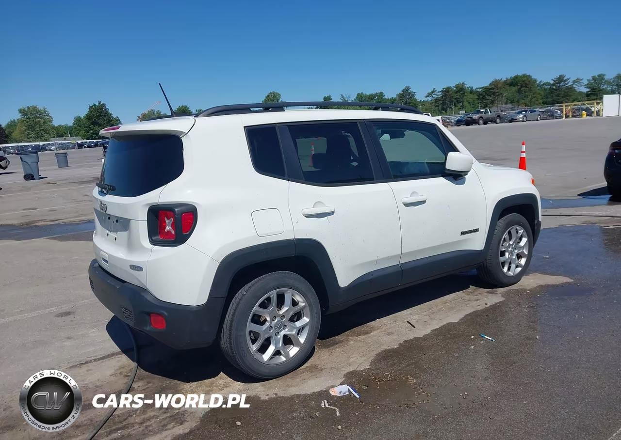 2018 Jeep Renegade Latitude Fwd VIN:ZACCJABB2JPG92787 - 4