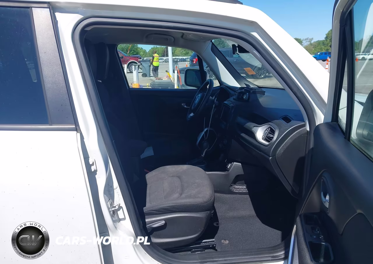2018 Jeep Renegade Latitude Fwd VIN:ZACCJABB2JPG92787 - 5