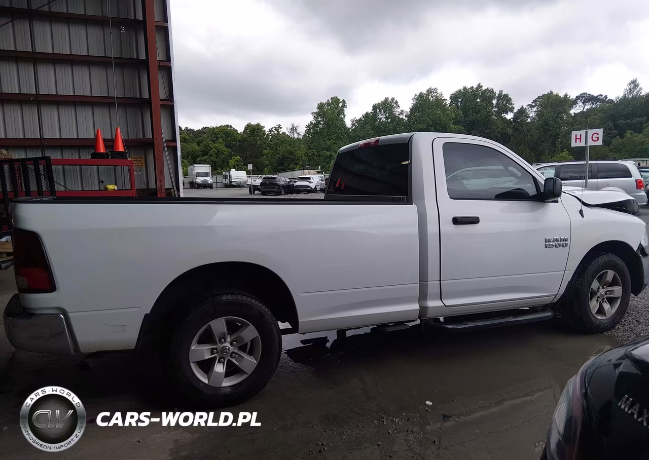 2013 Ram 1500 Tradesman VIN:3C6JR6DG1DG588343 - 13