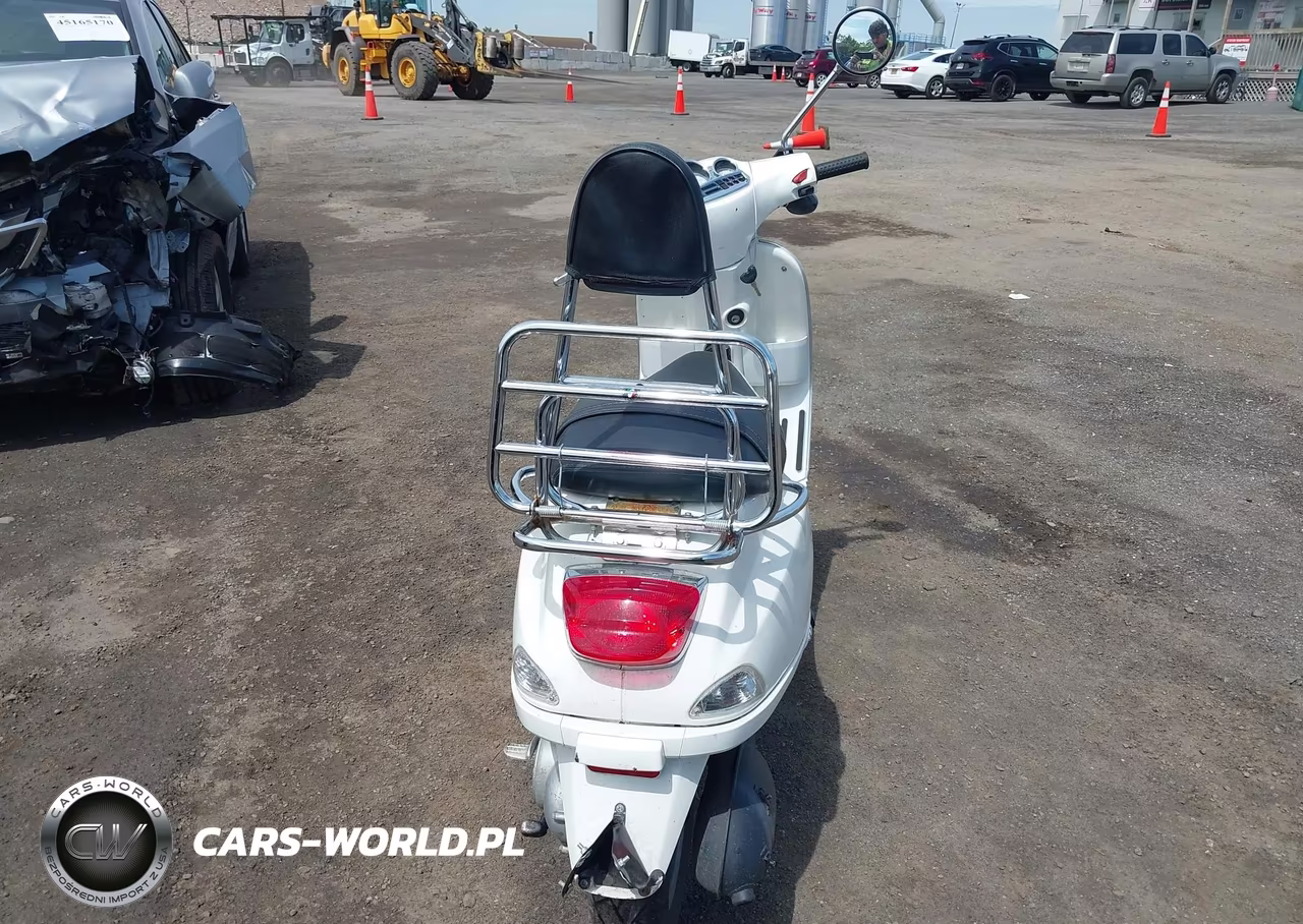 2009 Vespa Lx 50 VIN:ZAPC386B895500241 - 6