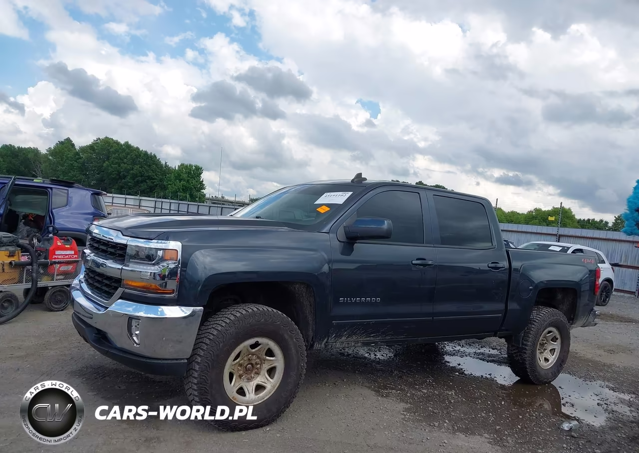 2018 Chevrolet Silverado 1500 1Lt VIN:3GCUKREC6JG437145 - 14
