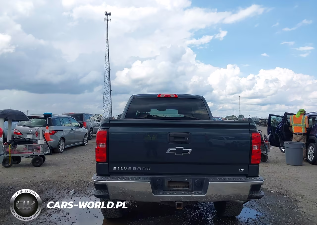 2018 Chevrolet Silverado 1500 1Lt VIN:3GCUKREC6JG437145 - 16